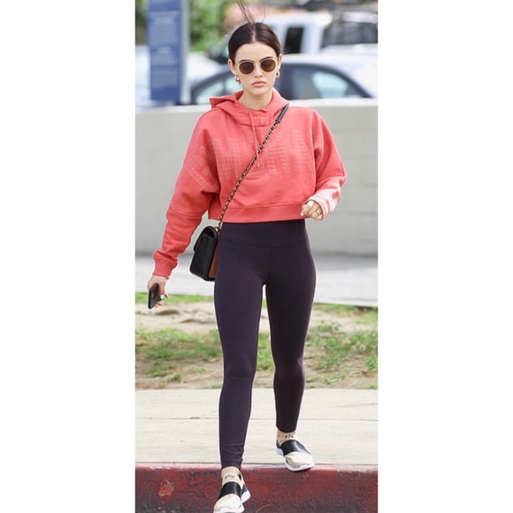 GYMSHARK Repeat Print Crop Pullover in Rose Brick - Picture 5 of 10